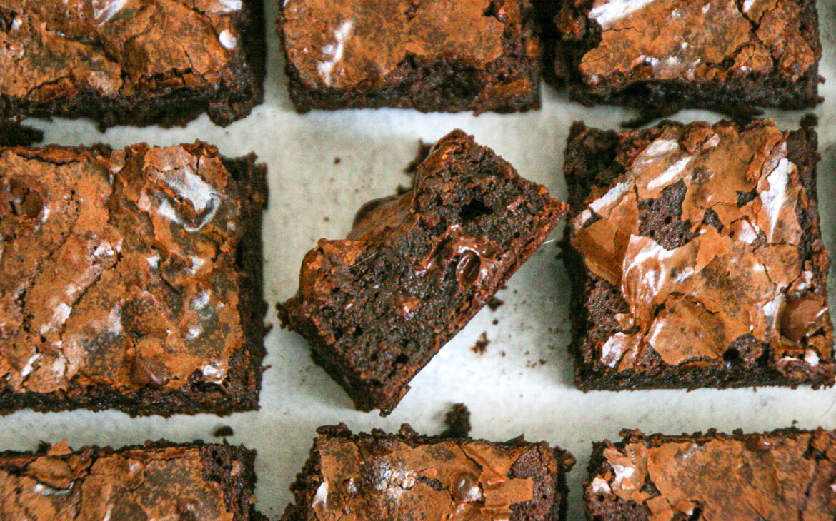 ESPRESSO CHOCOLATE CHUNK BROWNIES