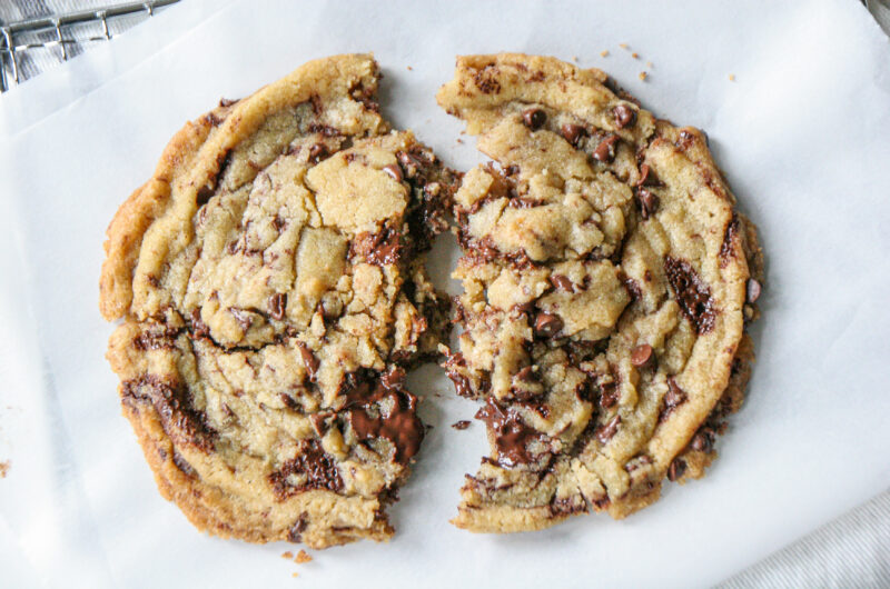 CHOCOLATE CHIP COOKIES FOR TWO